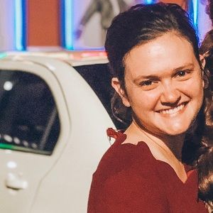 Meet your Posher, Cortney